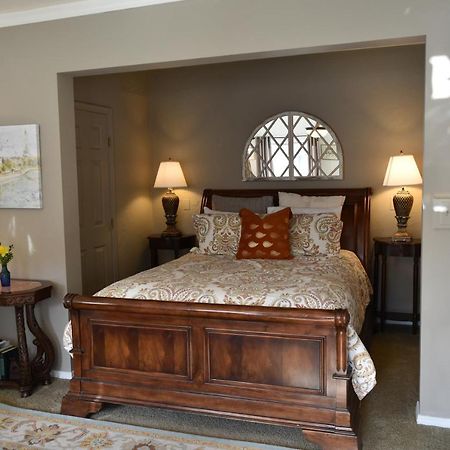 Warm Springs Inn & Winery Sunnyslope Esterno foto
