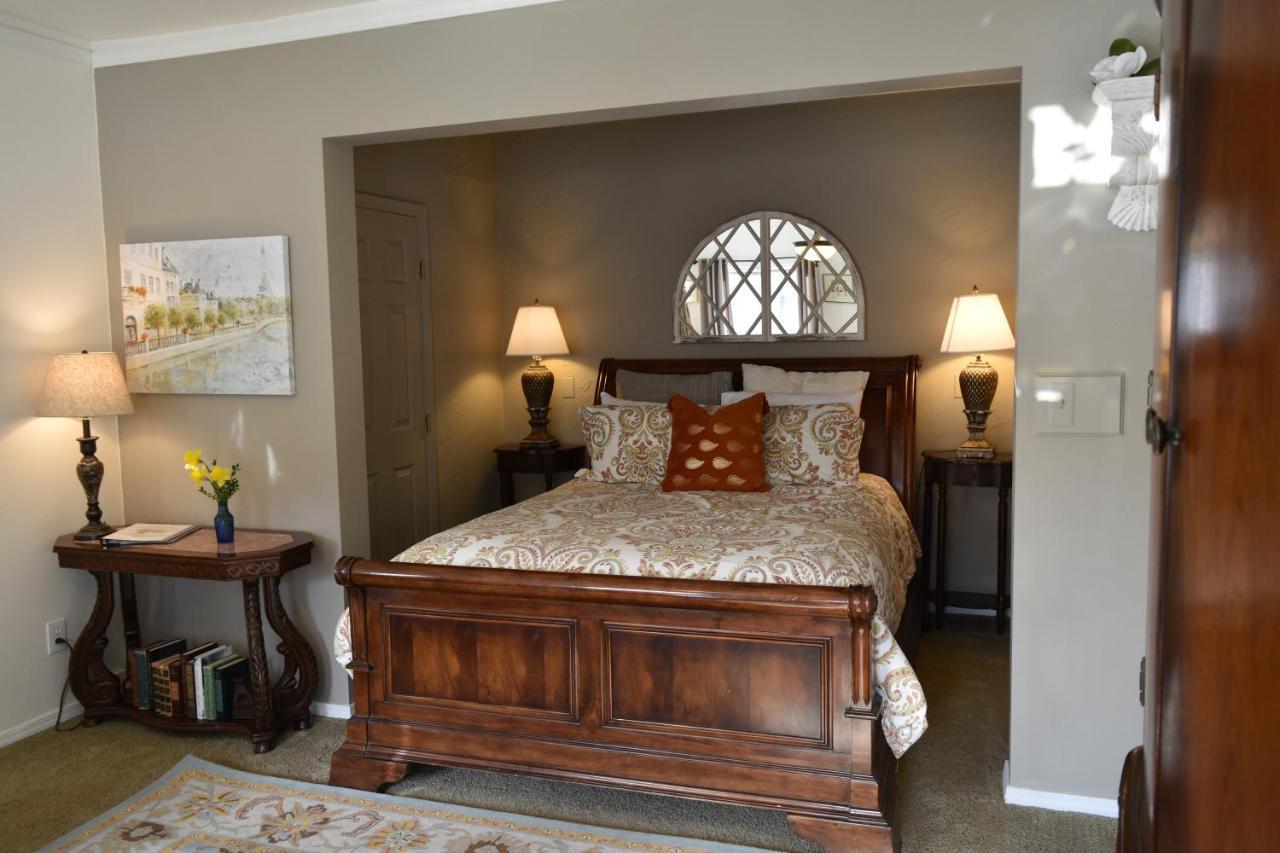 Warm Springs Inn & Winery Sunnyslope Esterno foto