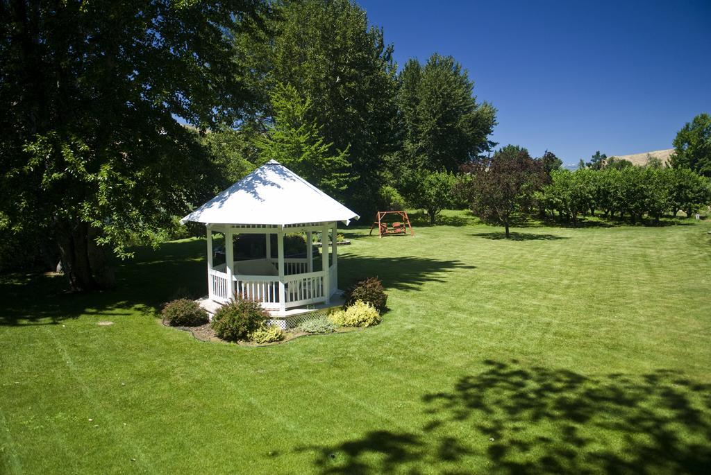 Warm Springs Inn & Winery Sunnyslope Esterno foto